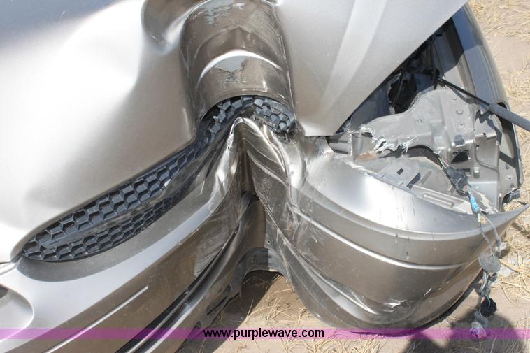 image for item G4584 2003 Ford Taurus SE