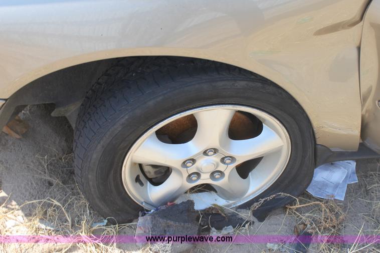 image for item G4584 2003 Ford Taurus SE