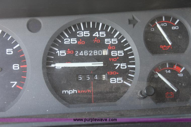 image for item G4587 1994 Jeep Cherokee Sport SUV