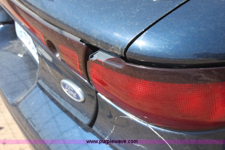 image for item G4588 2001 Ford Escort ZX2