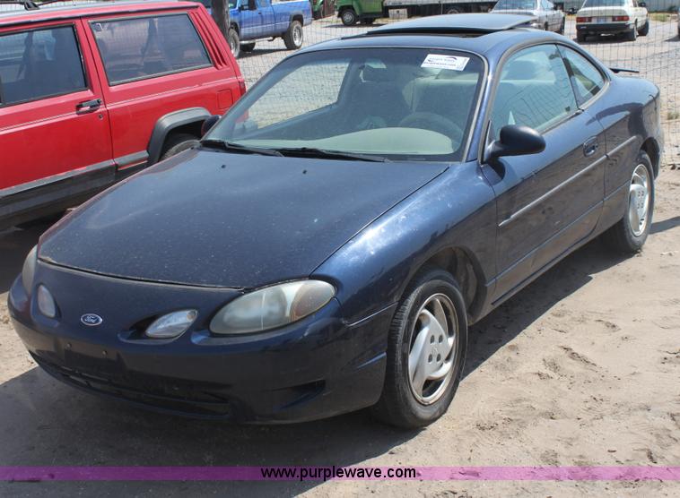 image for item G4588 2001 Ford Escort ZX2