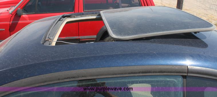 image for item G4588 2001 Ford Escort ZX2