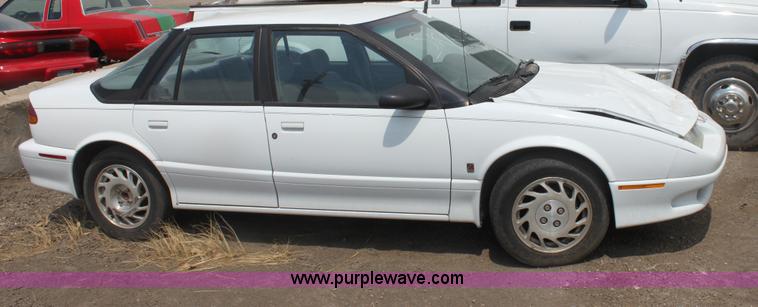 image for item G4589 1995 Saturn SL2
