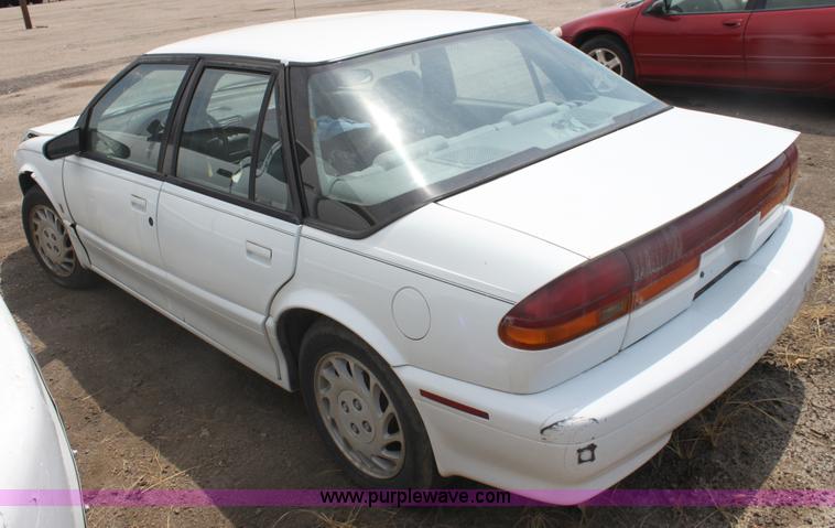 image for item G4589 1995 Saturn SL2