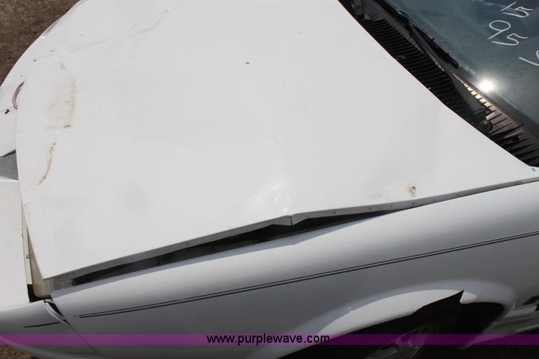 image for item G4589 1995 Saturn SL2