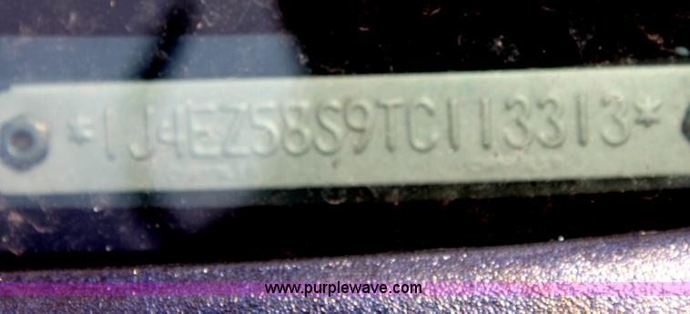 image for item G4590 1996 Jeep Grand Cherokee Laredo SUV