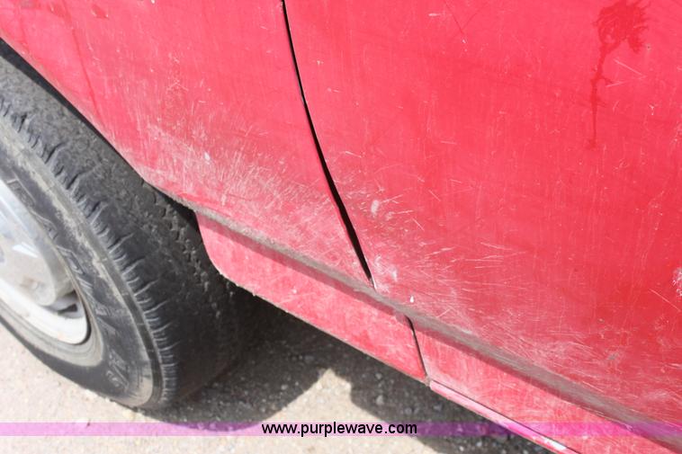 image for item G4591 1992 Ford F250 Custom pickup truck