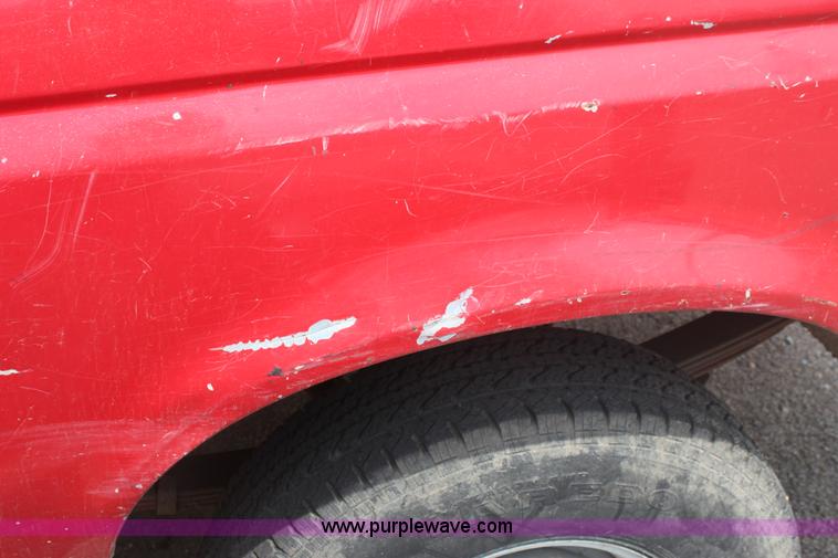 image for item G4591 1992 Ford F250 Custom pickup truck