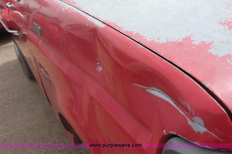 image for item G4591 1992 Ford F250 Custom pickup truck