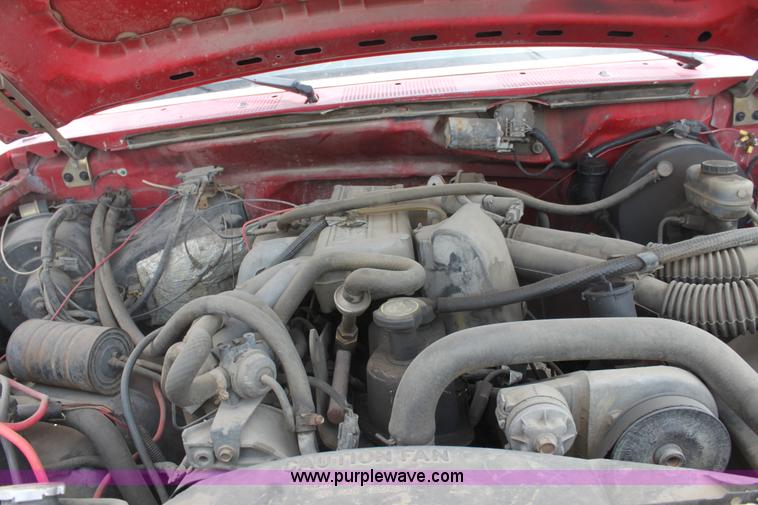 image for item G4591 1992 Ford F250 Custom pickup truck