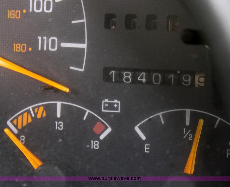 image for item G4592 1994 Pontiac Firebird