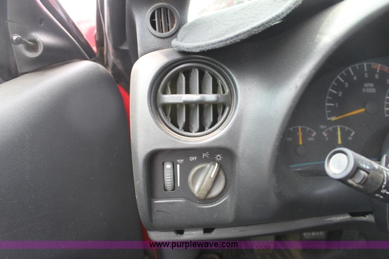 image for item G4592 1994 Pontiac Firebird