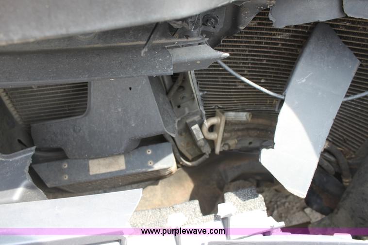 image for item G4593 2004 Ford Expedition XLT SUV