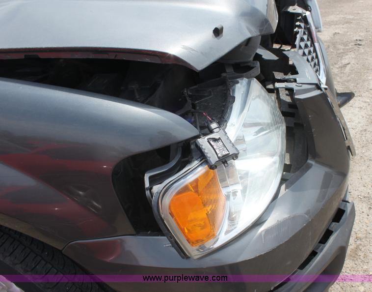 image for item G4593 2004 Ford Expedition XLT SUV