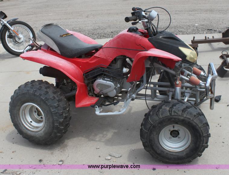 image for item G4596 2006 Hi-Bird ATV