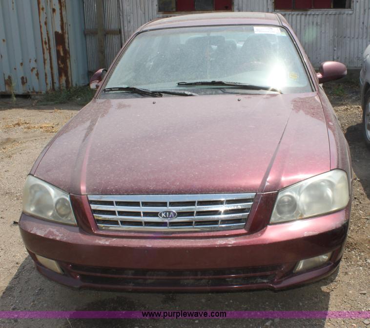 image for item G4599 2001 Kia Optima SE