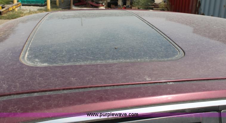 image for item G4599 2001 Kia Optima SE