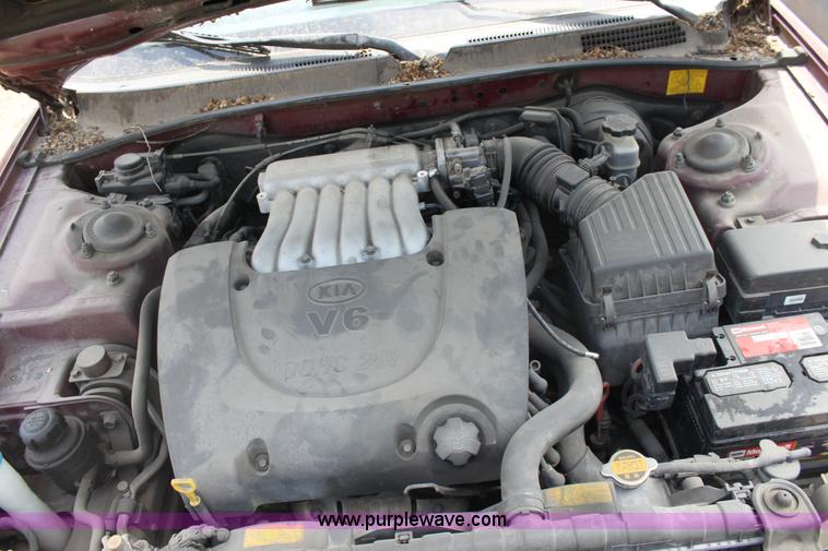 image for item G4599 2001 Kia Optima SE