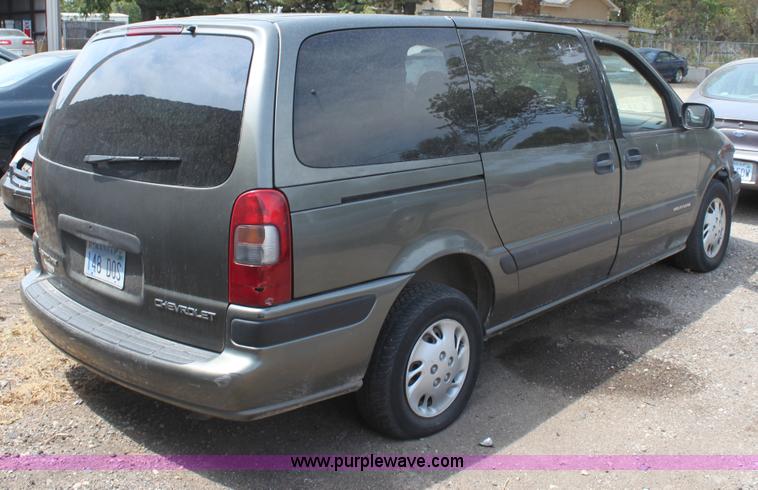 image for item G4600 1998 Chevrolet Venture mini van