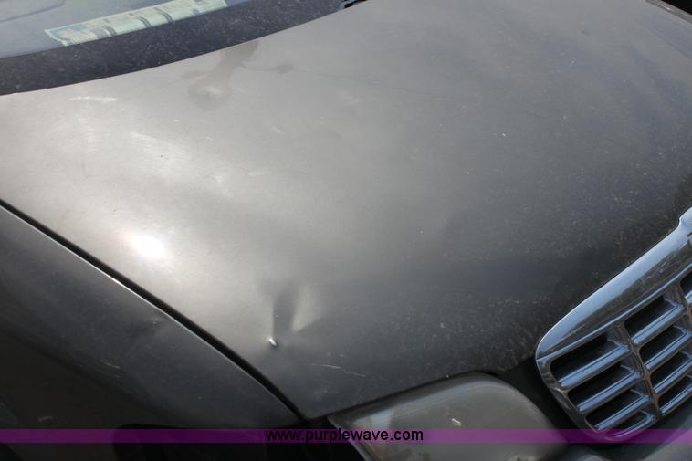 image for item G4600 1998 Chevrolet Venture mini van