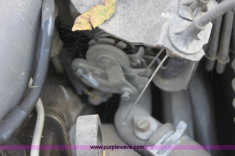 image for item G4600 1998 Chevrolet Venture mini van