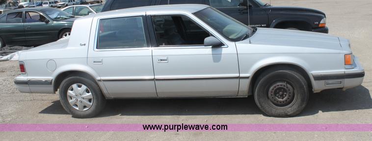 image for item G4601 1989 Dodge Dynasty