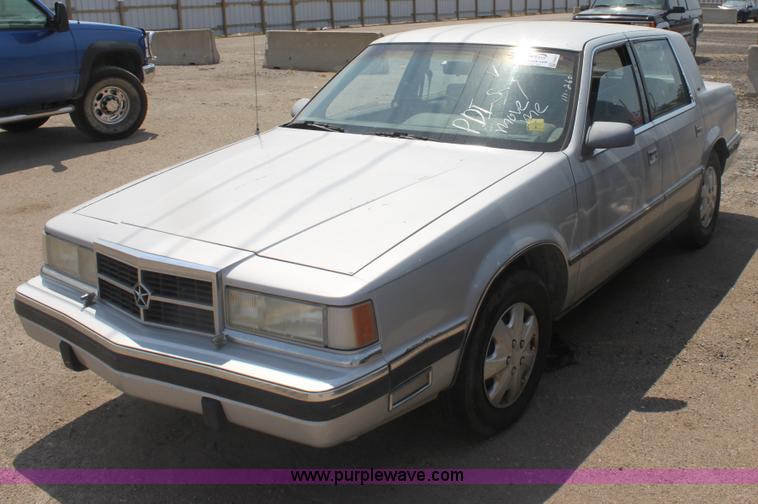 image for item G4601 1989 Dodge Dynasty