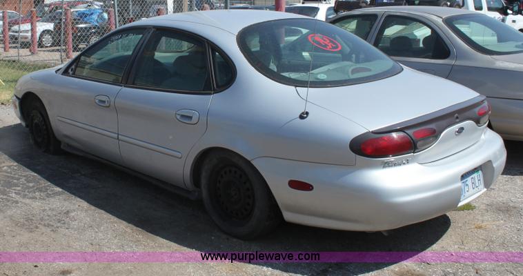 image for item G4604 1998 Ford Taurus LX