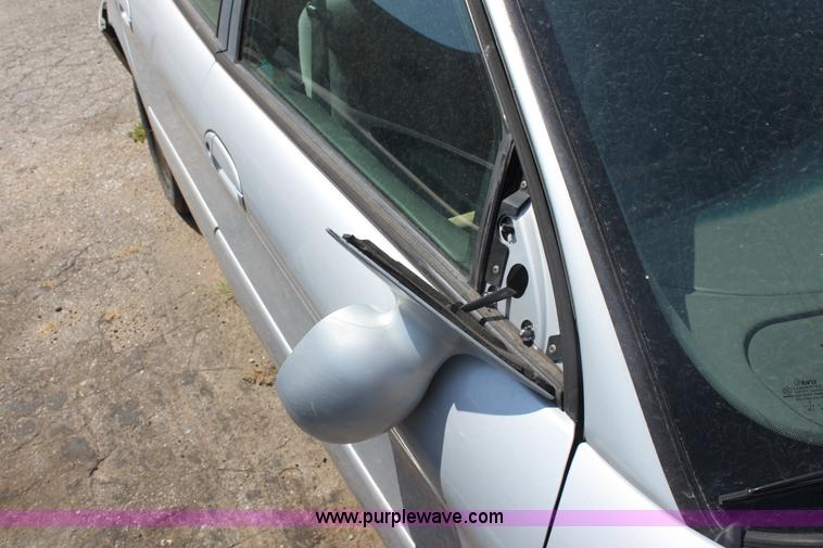 image for item G4604 1998 Ford Taurus LX