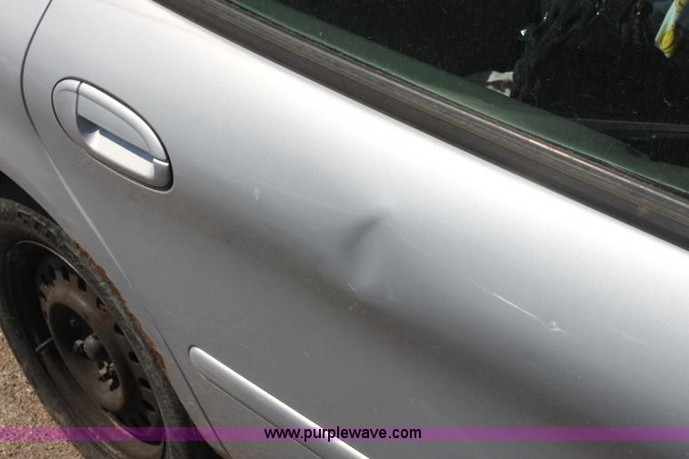 image for item G4604 1998 Ford Taurus LX