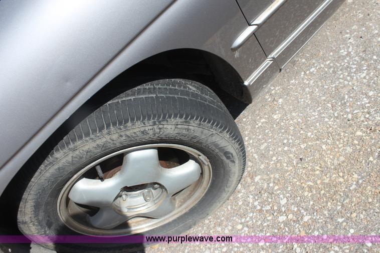 image for item G4606 1997 Chevrolet Monte Carlo LS