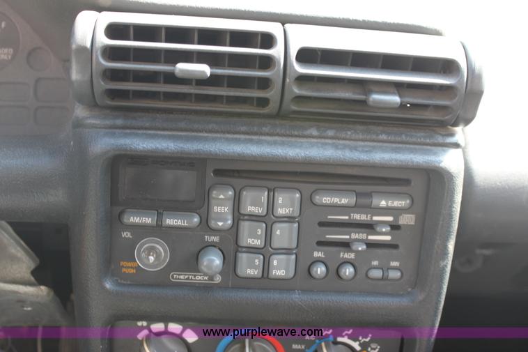 image for item G4607 1995 Pontiac Grand Am SE