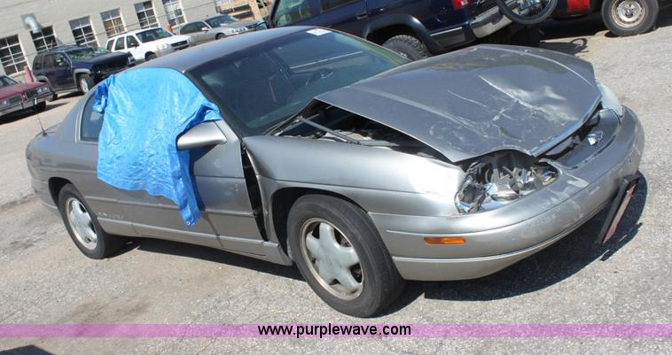 image for item G4608 1998 Chevrolet Monte Carlo LS