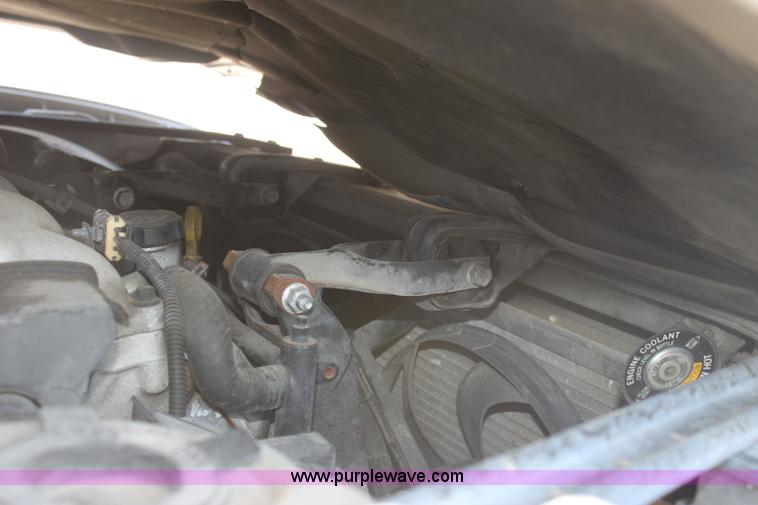 image for item G4608 1998 Chevrolet Monte Carlo LS