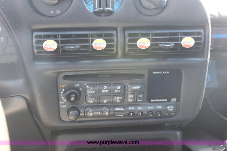 image for item G4608 1998 Chevrolet Monte Carlo LS