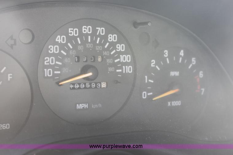 image for item G4608 1998 Chevrolet Monte Carlo LS