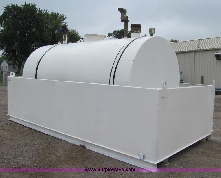 image for item A8442 Modern Welding Company 3,982 gallon gasoline storage tank