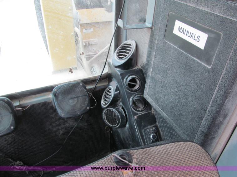 image for item A8443 1998 Gradall XL4100 mobile hydraulic excavator