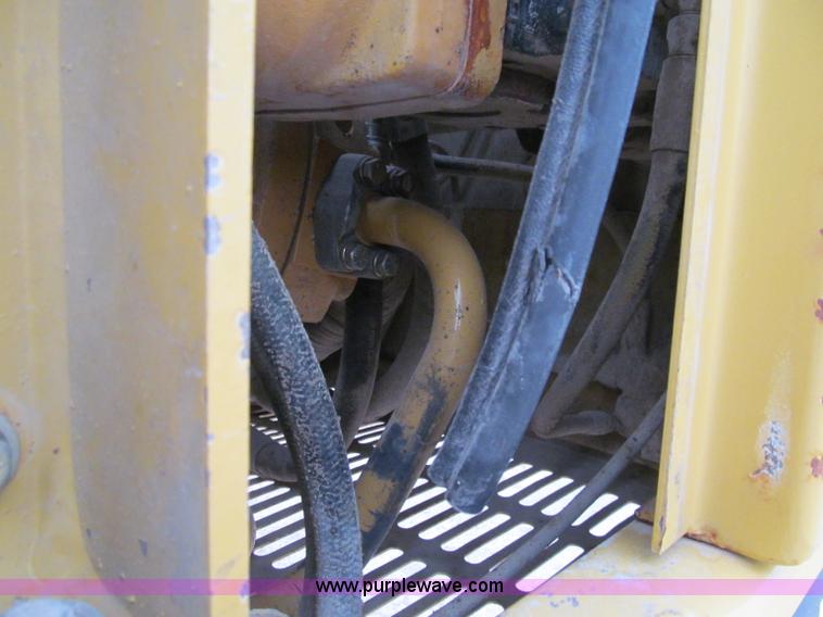 image for item A8443 1998 Gradall XL4100 mobile hydraulic excavator