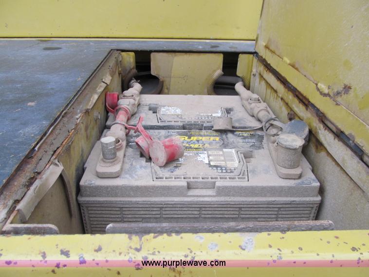 image for item A8443 1998 Gradall XL4100 mobile hydraulic excavator