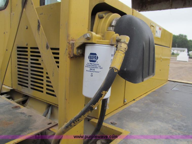 image for item A8443 1998 Gradall XL4100 mobile hydraulic excavator