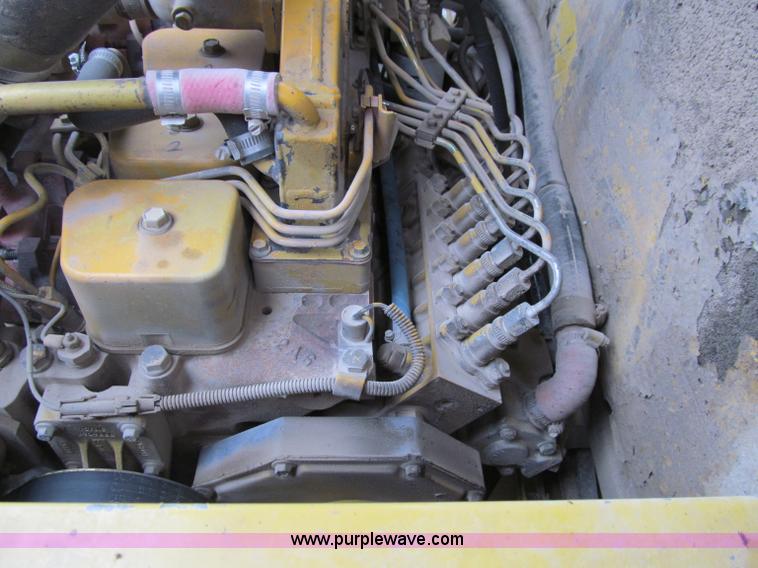 image for item A8443 1998 Gradall XL4100 mobile hydraulic excavator