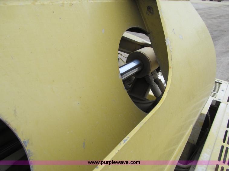 image for item A8443 1998 Gradall XL4100 mobile hydraulic excavator