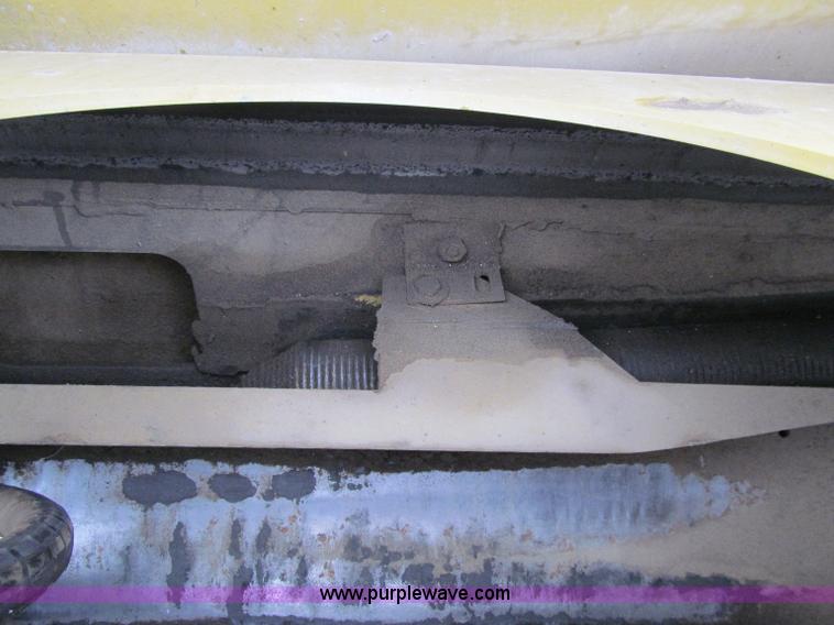 image for item A8443 1998 Gradall XL4100 mobile hydraulic excavator