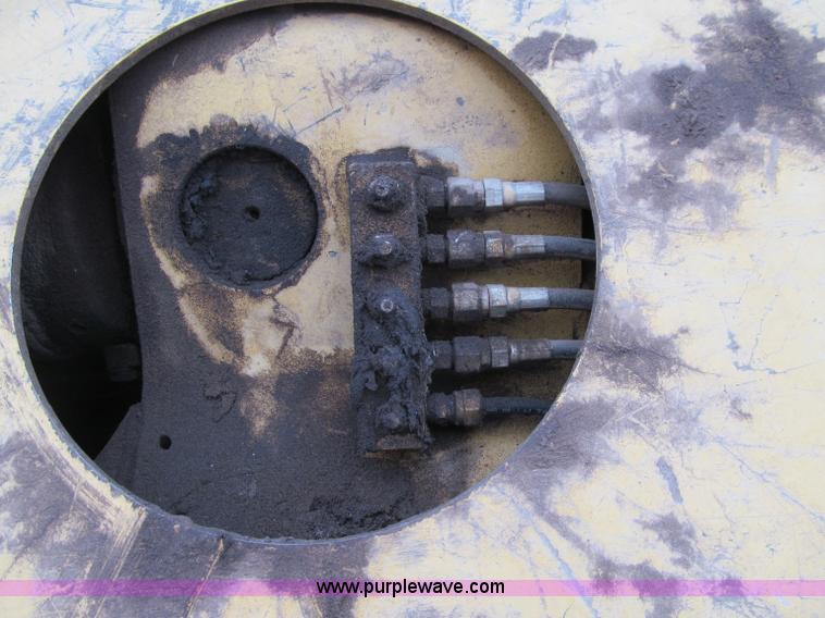 image for item A8443 1998 Gradall XL4100 mobile hydraulic excavator