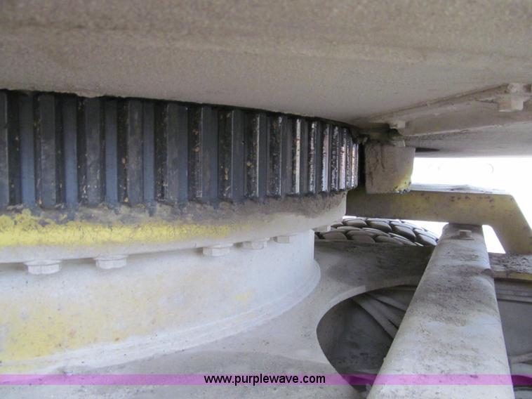 image for item A8443 1998 Gradall XL4100 mobile hydraulic excavator