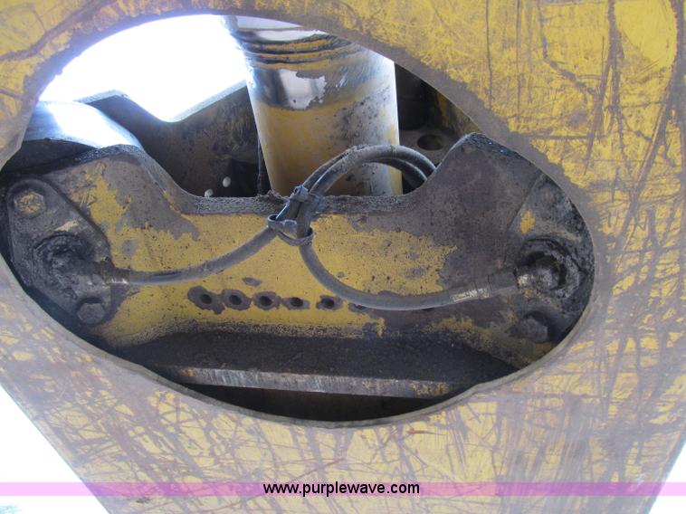 image for item A8443 1998 Gradall XL4100 mobile hydraulic excavator