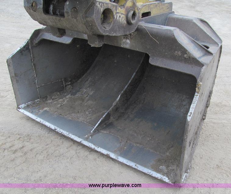 image for item A8443 1998 Gradall XL4100 mobile hydraulic excavator