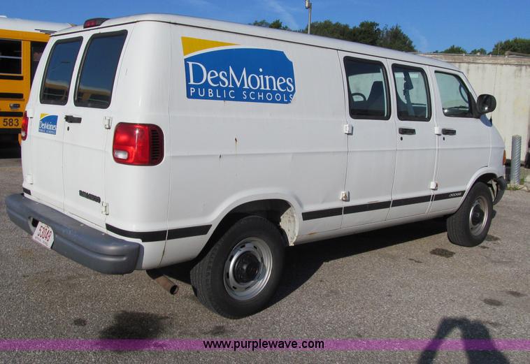 image for item A8446 2001 Dodge Ram 2500 cargo van