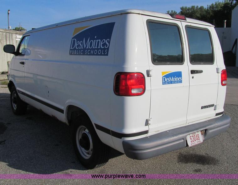 image for item A8446 2001 Dodge Ram 2500 cargo van